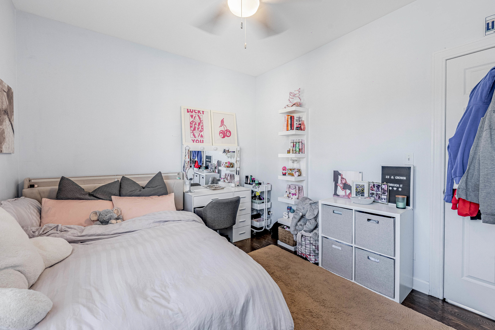 4035 North Mozart Street Chicago IL 60618