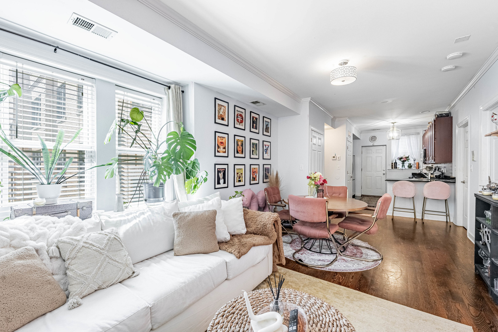 4035 North Mozart Street Chicago IL 60618
