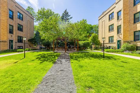 4035 North Mozart Street Chicago IL 60618