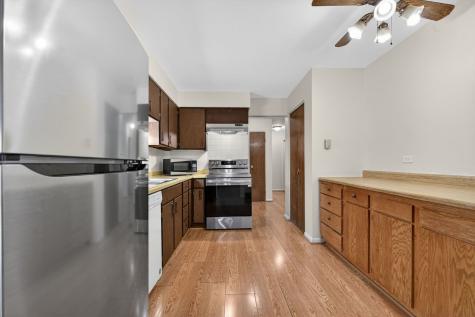 931 West Arquilla Drive Glenwood IL 60425