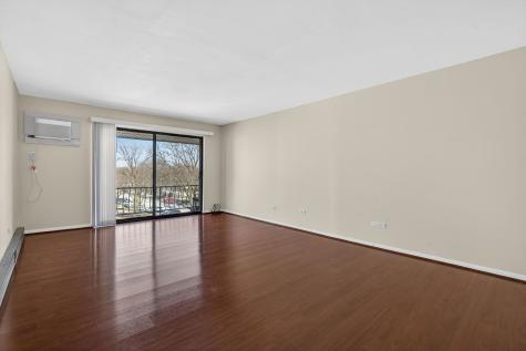 931 West Arquilla Drive Glenwood IL 60425