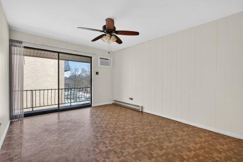 931 West Arquilla Drive Glenwood IL 60425