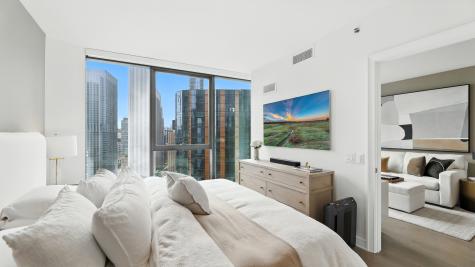 211 North Harbor Drive Chicago IL 60601