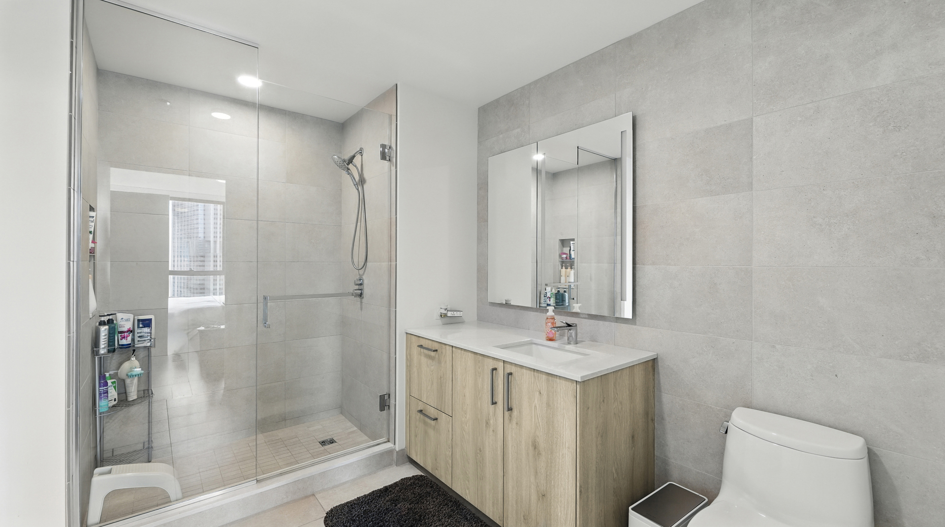 211 North Harbor Drive Chicago IL 60601