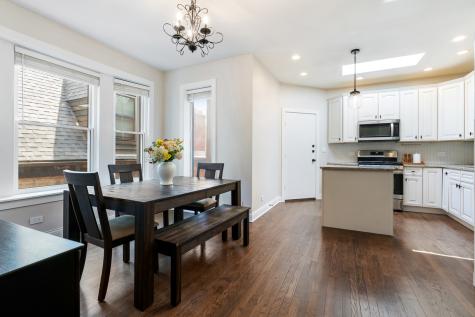 445 West Surf Street Chicago IL 60657
