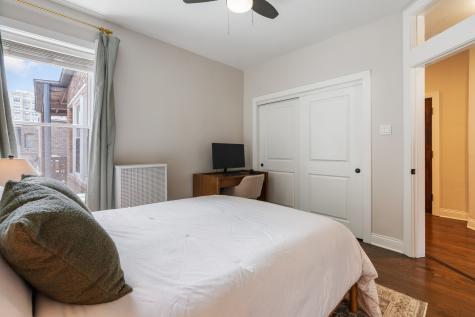445 West Surf Street Chicago IL 60657
