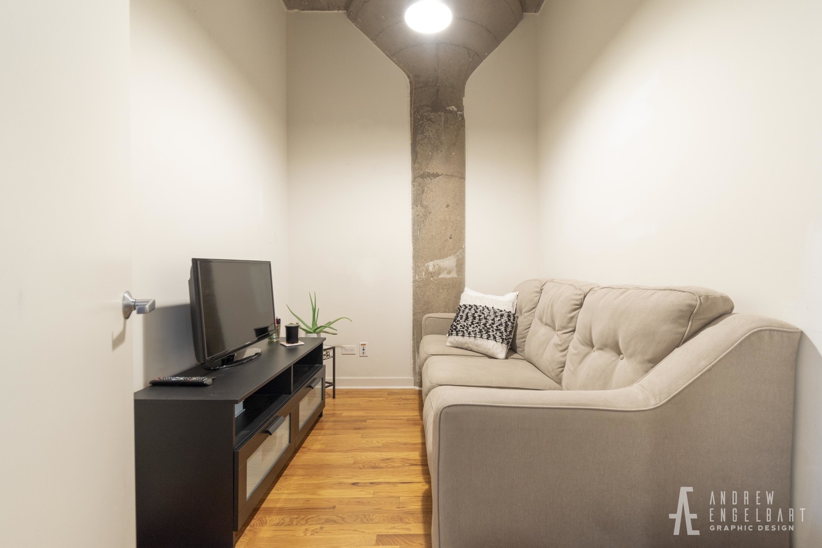 1071 West 15th Street Chicago IL 60608