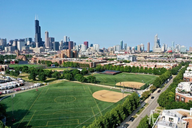 1071 West 15th Street Chicago IL 60608