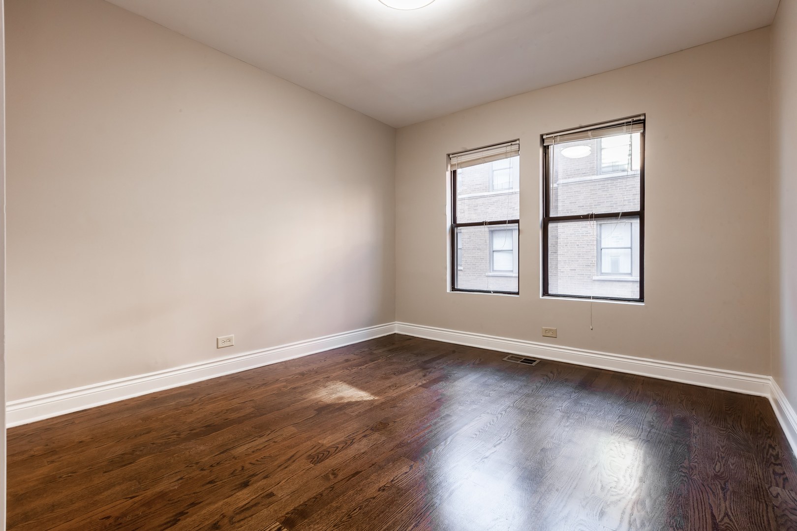 4529.5 South Drexel Boulevard Chicago IL 60653