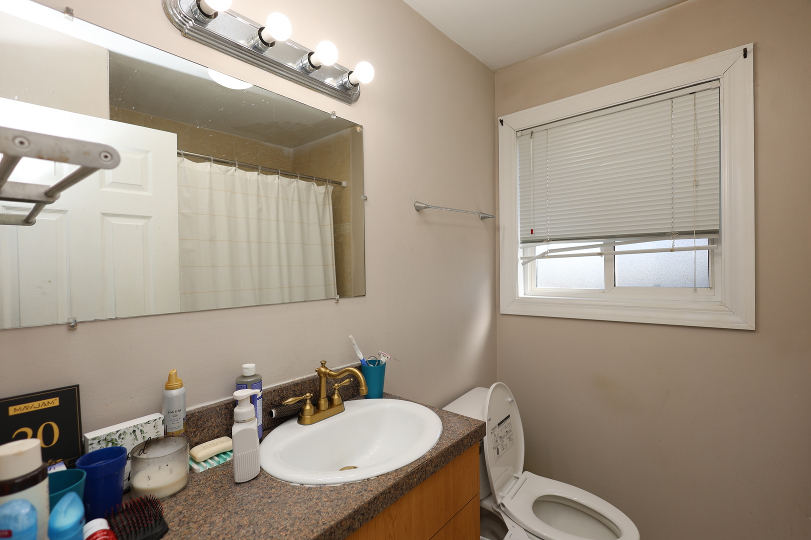 10115 Old Orchard Court Skokie IL 60076