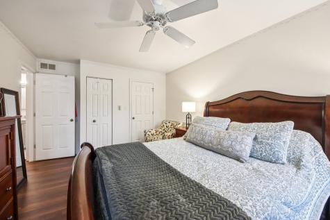 149 South Stonington Drive Palatine IL 60074