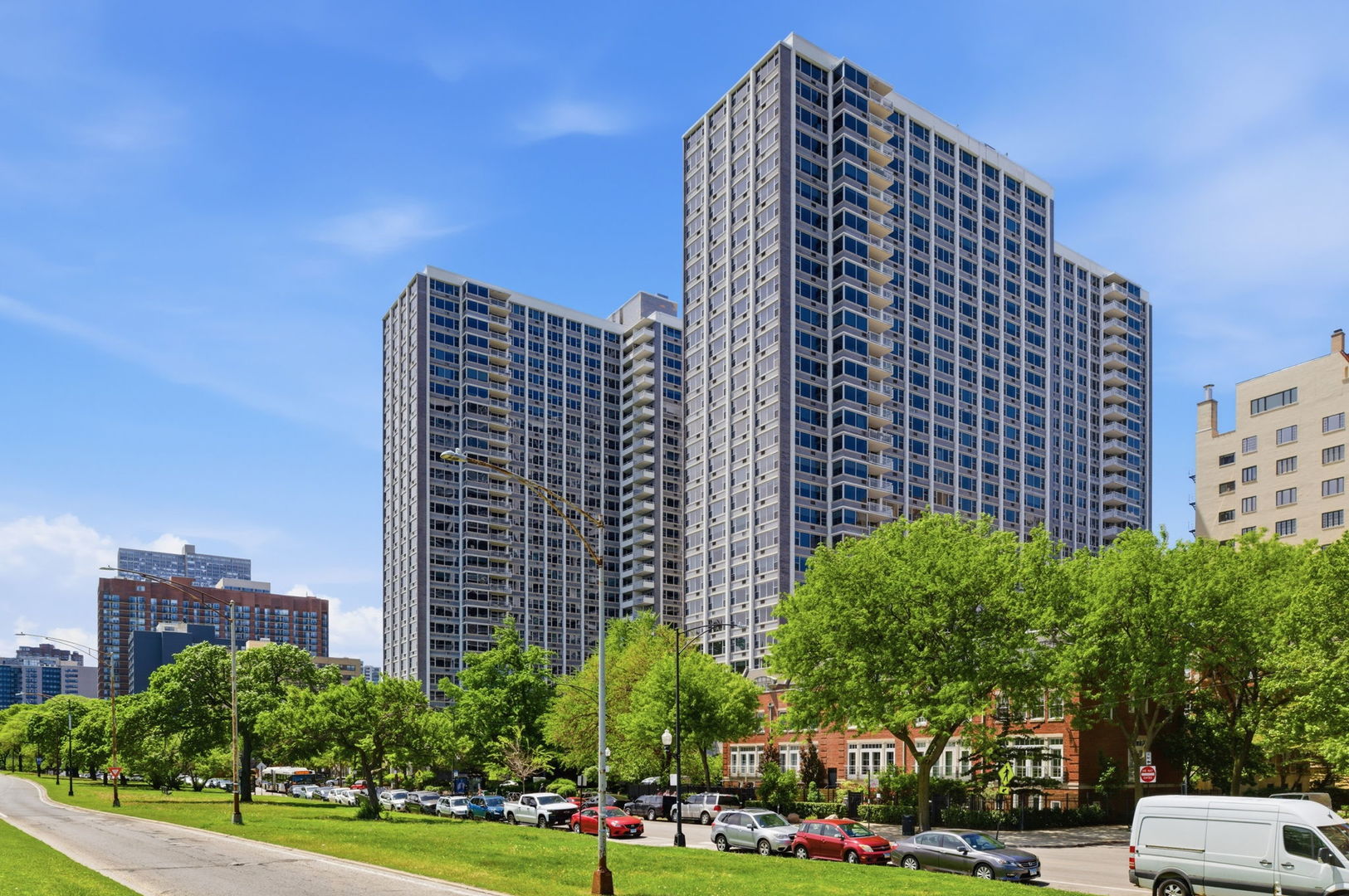 4250 North Marine Drive Chicago IL 60613