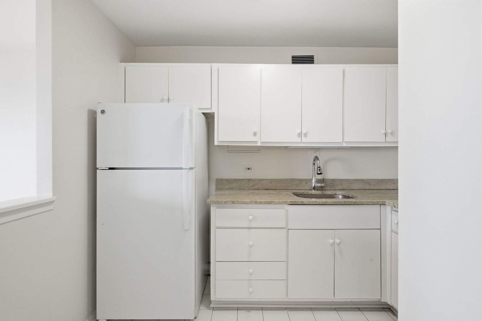 4250 North Marine Drive Chicago IL 60613