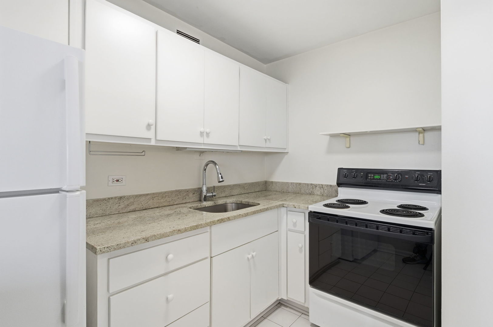 4250 North Marine Drive Chicago IL 60613