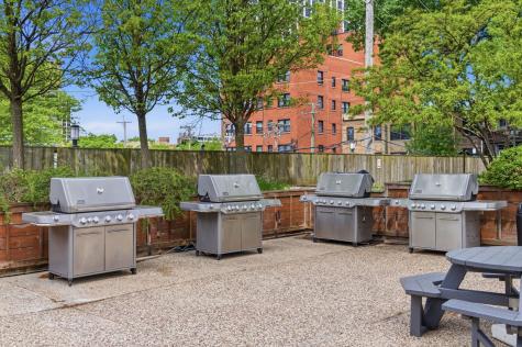 4250 North Marine Drive Chicago IL 60613