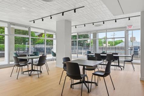 4250 North Marine Drive Chicago IL 60613