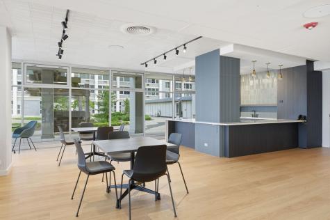 4250 North Marine Drive Chicago IL 60613