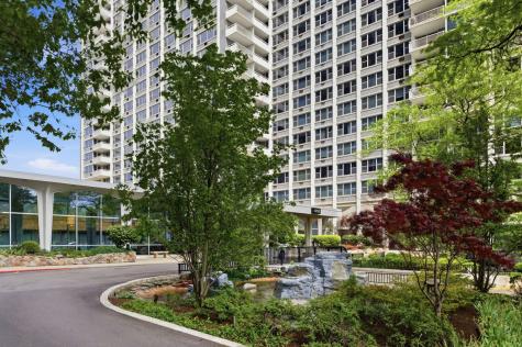 4250 North Marine Drive Chicago IL 60613