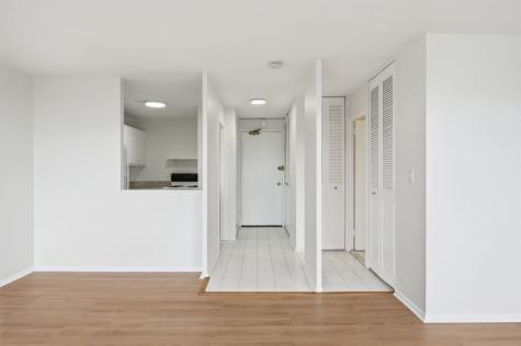 4250 North Marine Drive Chicago IL 60613