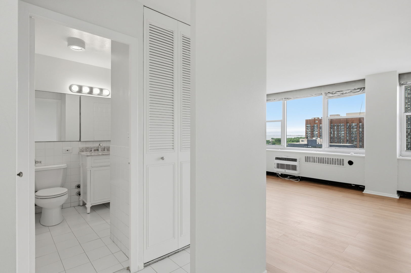 4250 North Marine Drive Chicago IL 60613