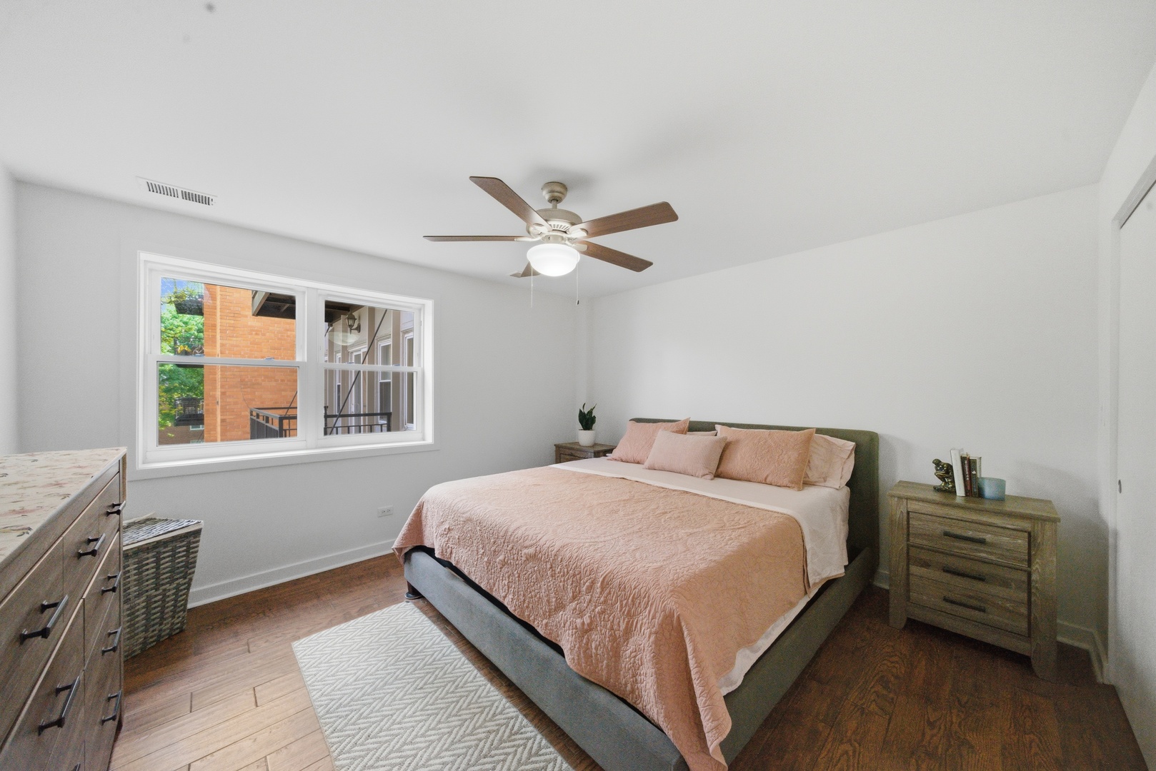 2501 West Bryn Mawr Avenue Chicago IL 60659