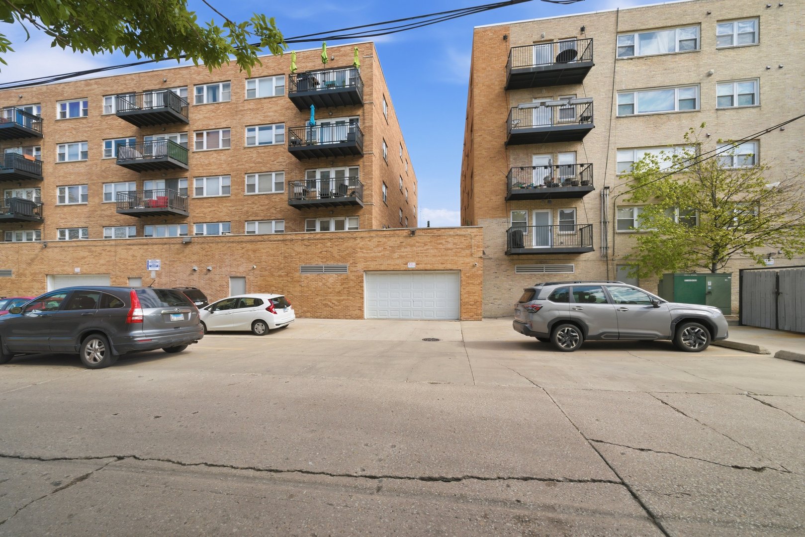 2501 West Bryn Mawr Avenue Chicago IL 60659