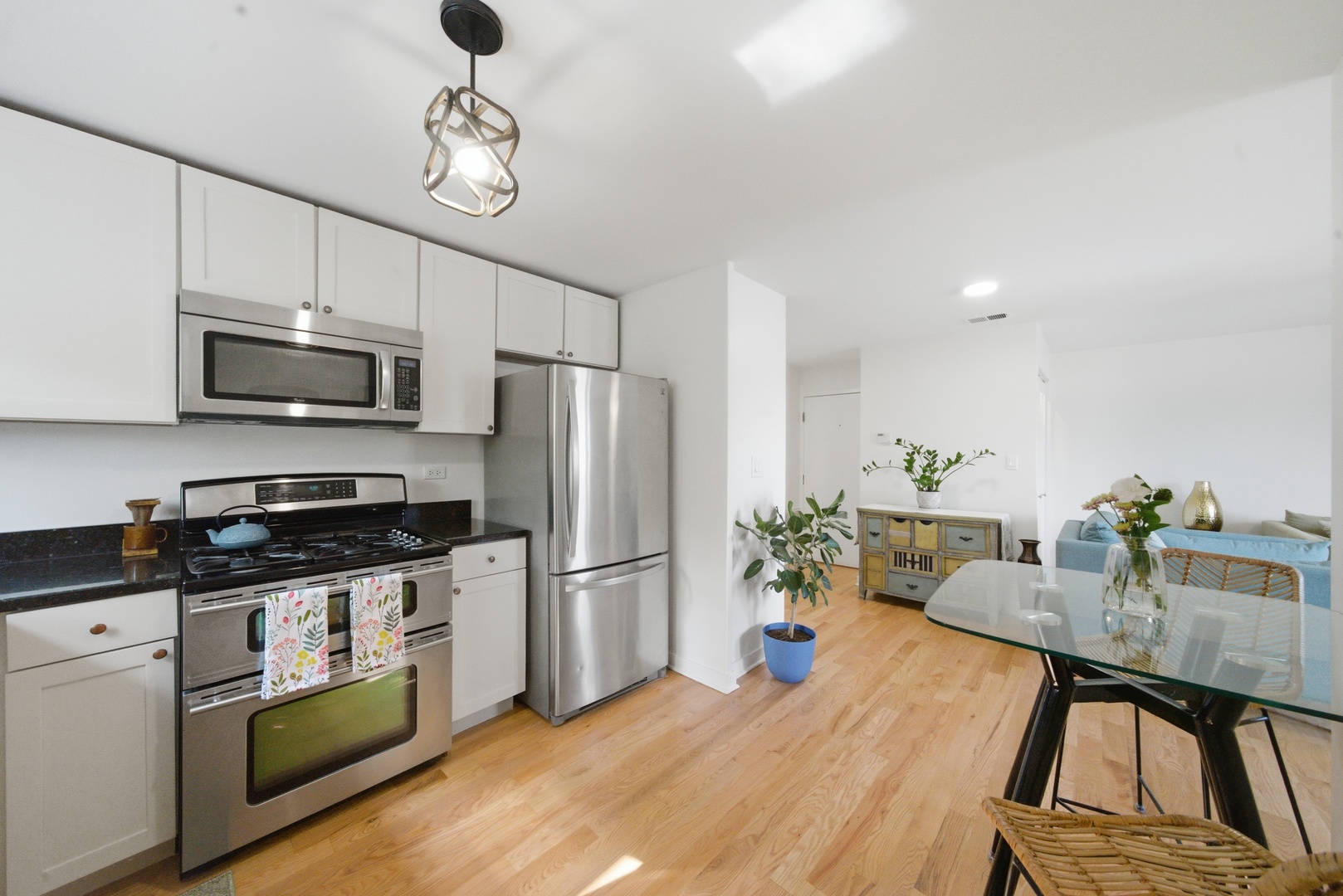 2501 West Bryn Mawr Avenue Chicago IL 60659