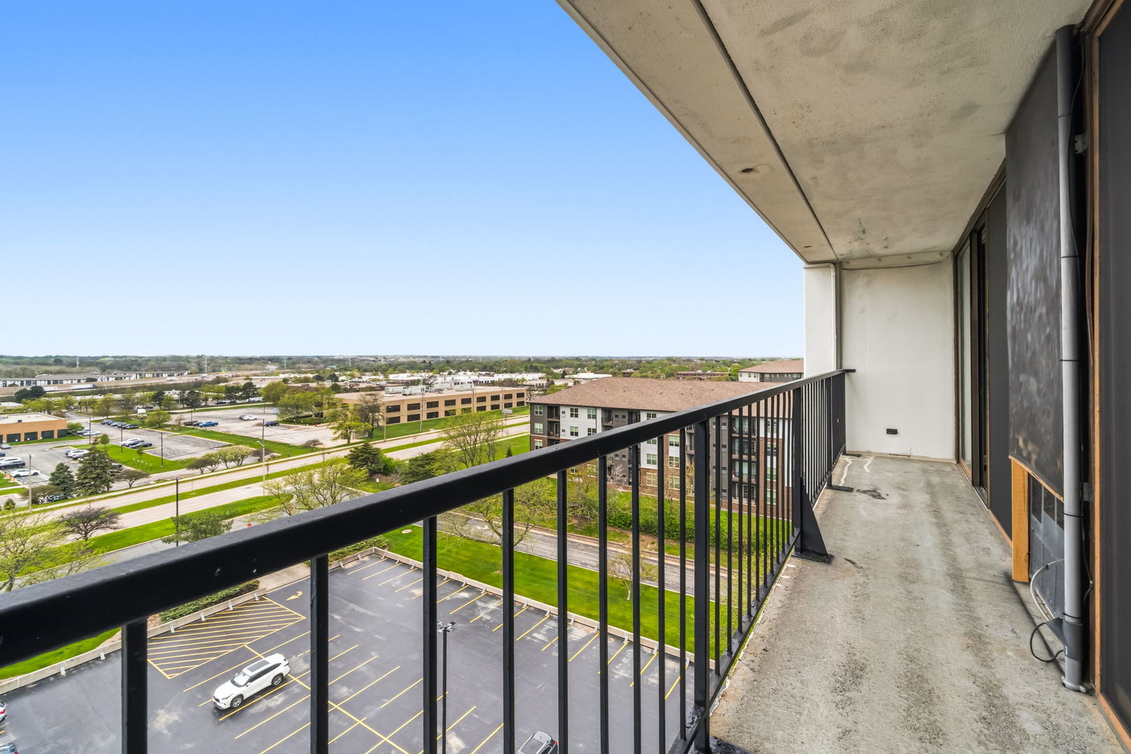 2005 South Finley Road Lombard IL 60148