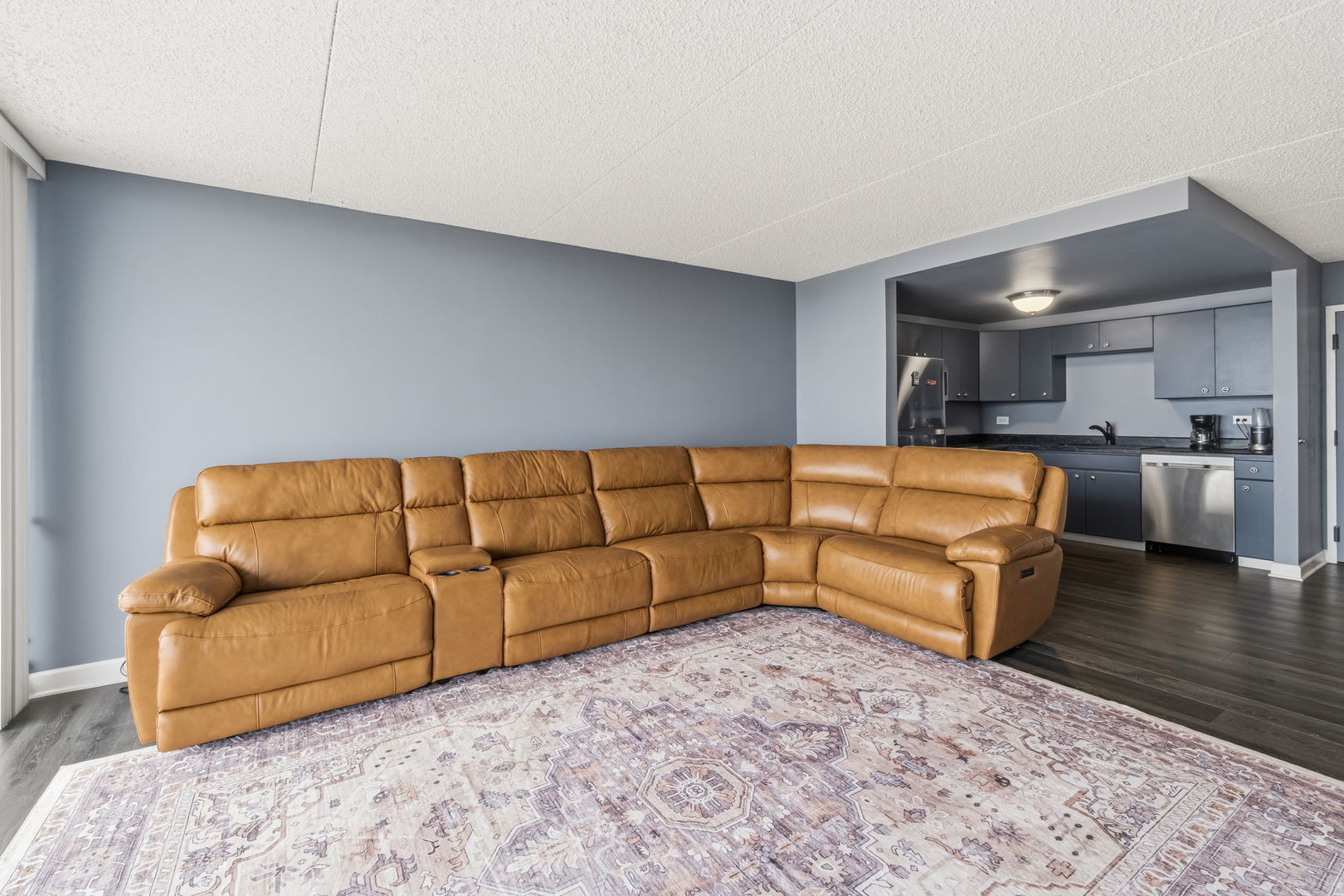 2005 South Finley Road Lombard IL 60148
