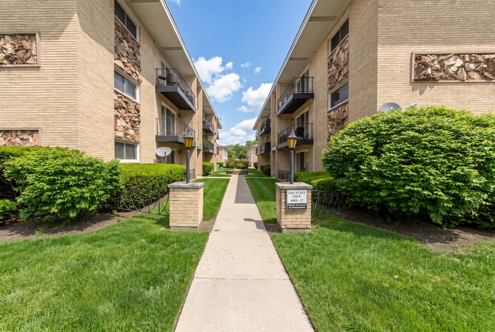 6811 North Olmsted Avenue Chicago IL 60631