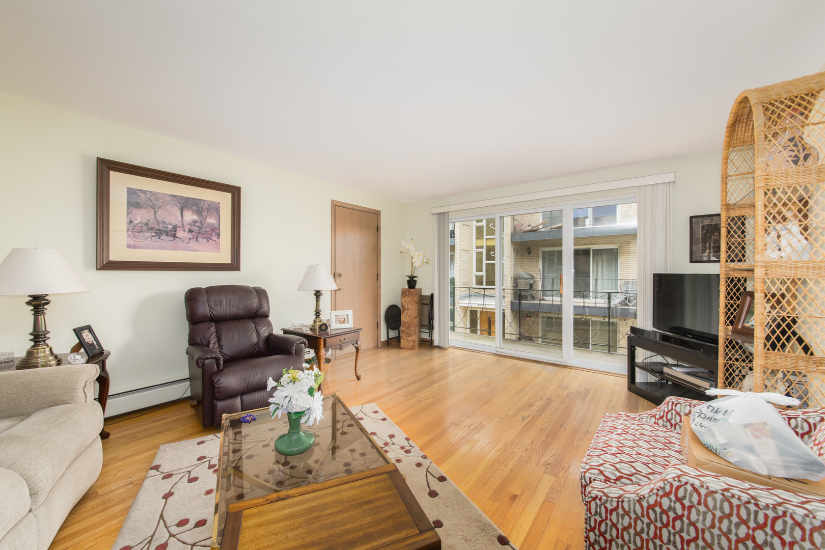 6811 North Olmsted Avenue Chicago IL 60631