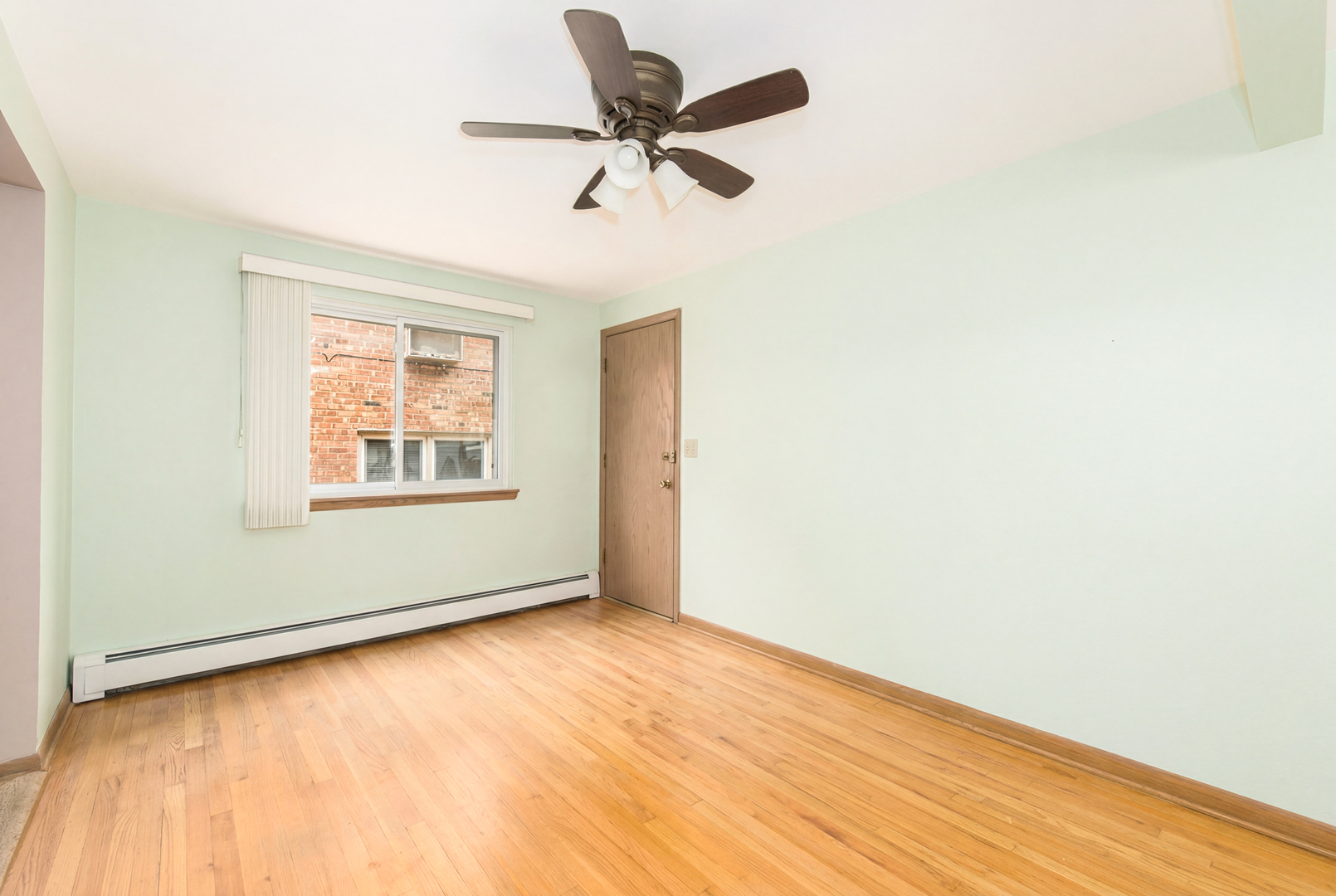 6811 North Olmsted Avenue Chicago IL 60631