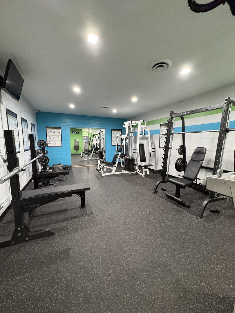 6325 North Sheridan Road Chicago IL 60660