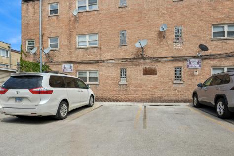 1711 West Estes Avenue Chicago IL 60626