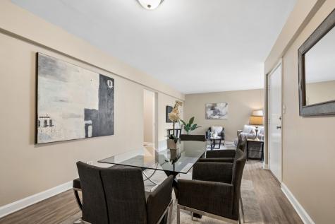1711 West Estes Avenue Chicago IL 60626