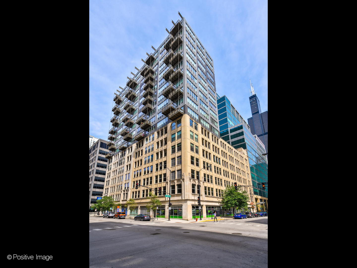 565 West Quincy Street Chicago IL 60661