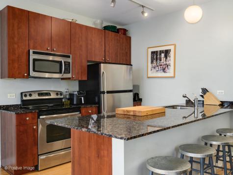 565 West Quincy Street Chicago IL 60661