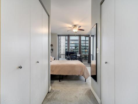 565 West Quincy Street Chicago IL 60661