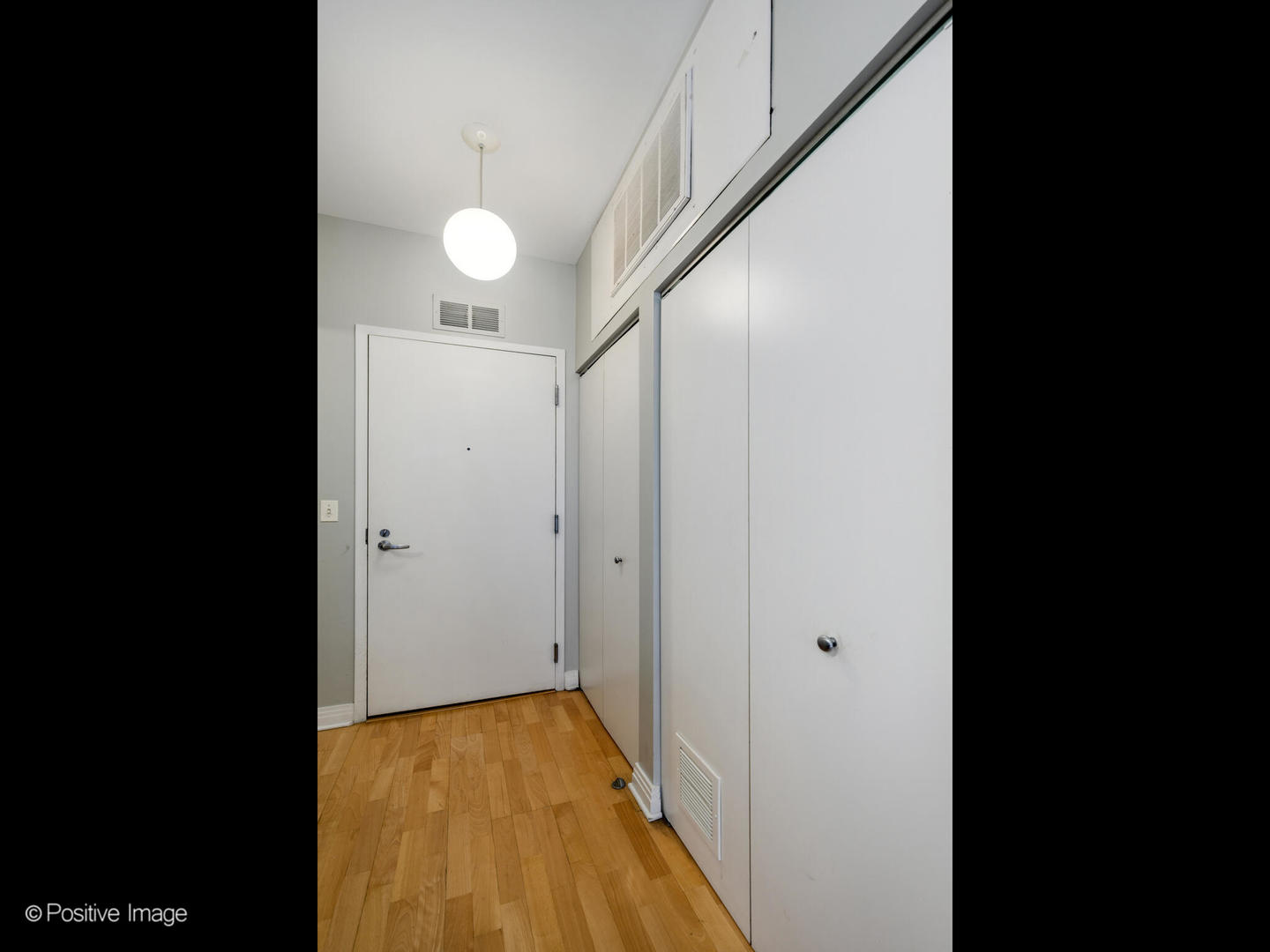 565 West Quincy Street Chicago IL 60661