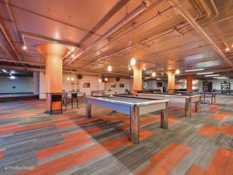 565 West Quincy Street Chicago IL 60661
