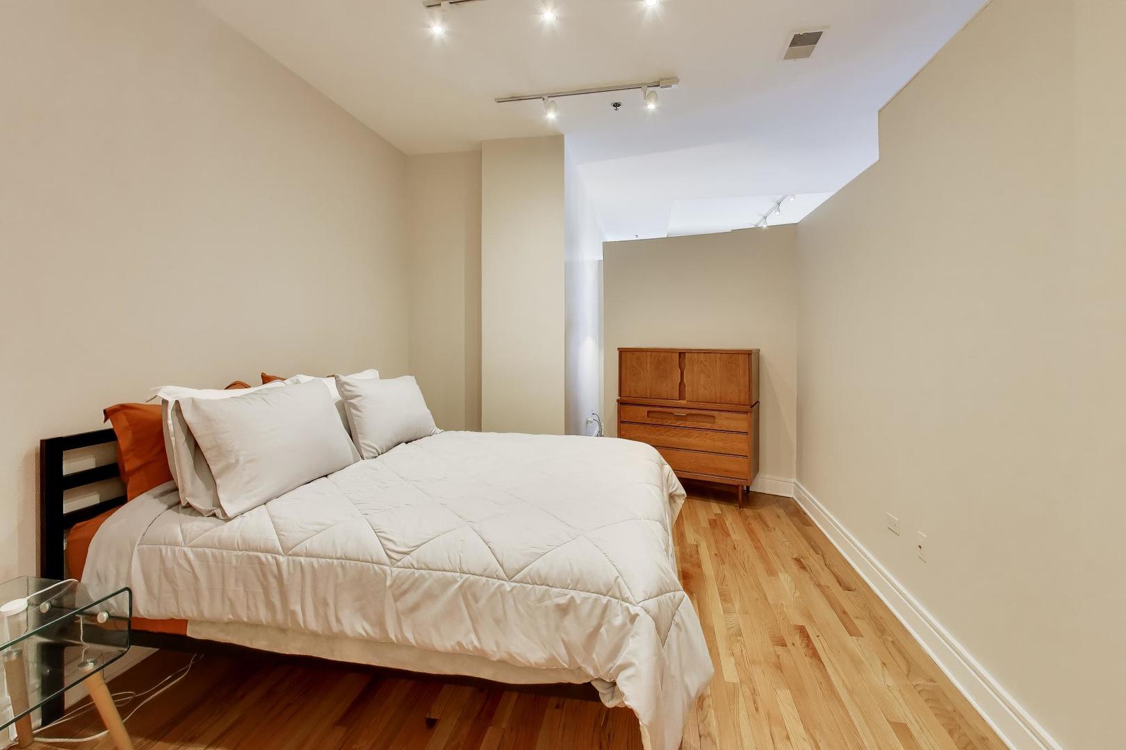 212 West Washington Street Chicago IL 60606