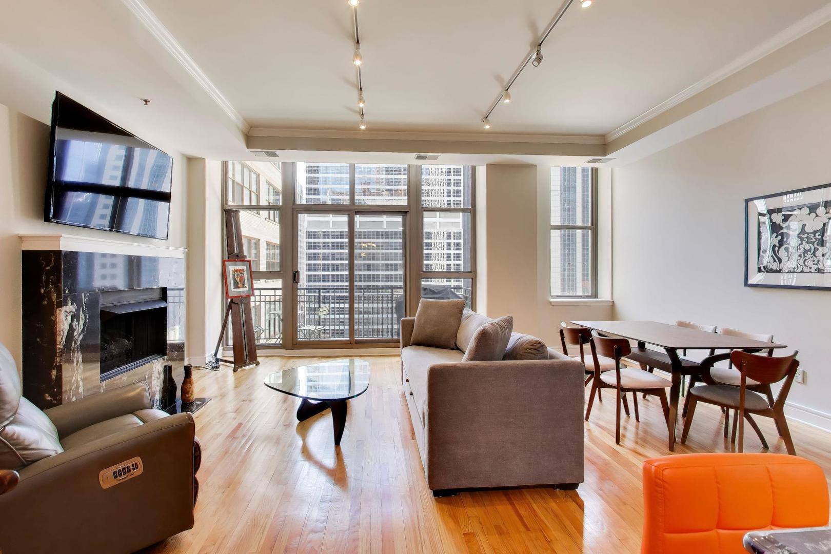 212 West Washington Street Chicago IL 60606