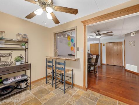 10985 South 84th Avenue Palos Hills IL 60465