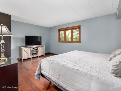 10985 South 84th Avenue Palos Hills IL 60465