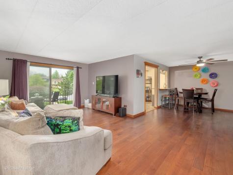 10985 South 84th Avenue Palos Hills IL 60465