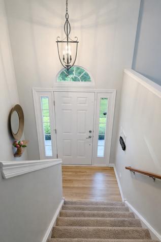 2303 Neubauer Circle Lindenhurst IL 60046
