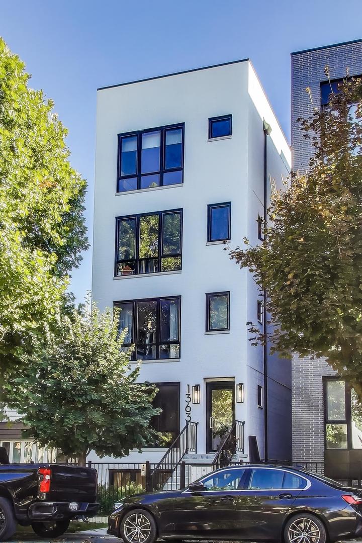 1363 West Hubbard Street Chicago IL 60642