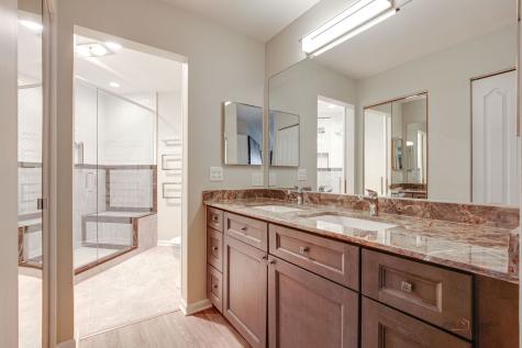 212 Willow Parkway Buffalo Grove IL 60089