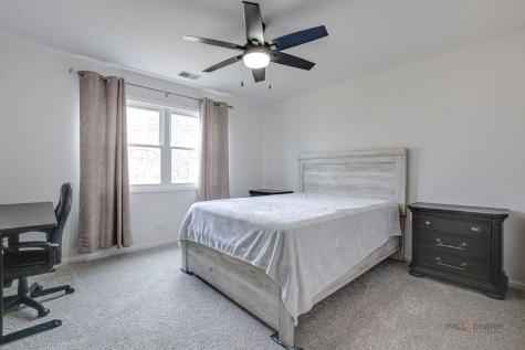 212 Willow Parkway Buffalo Grove IL 60089