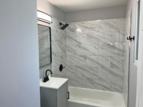 14633 Keystone Avenue Midlothian IL 60445